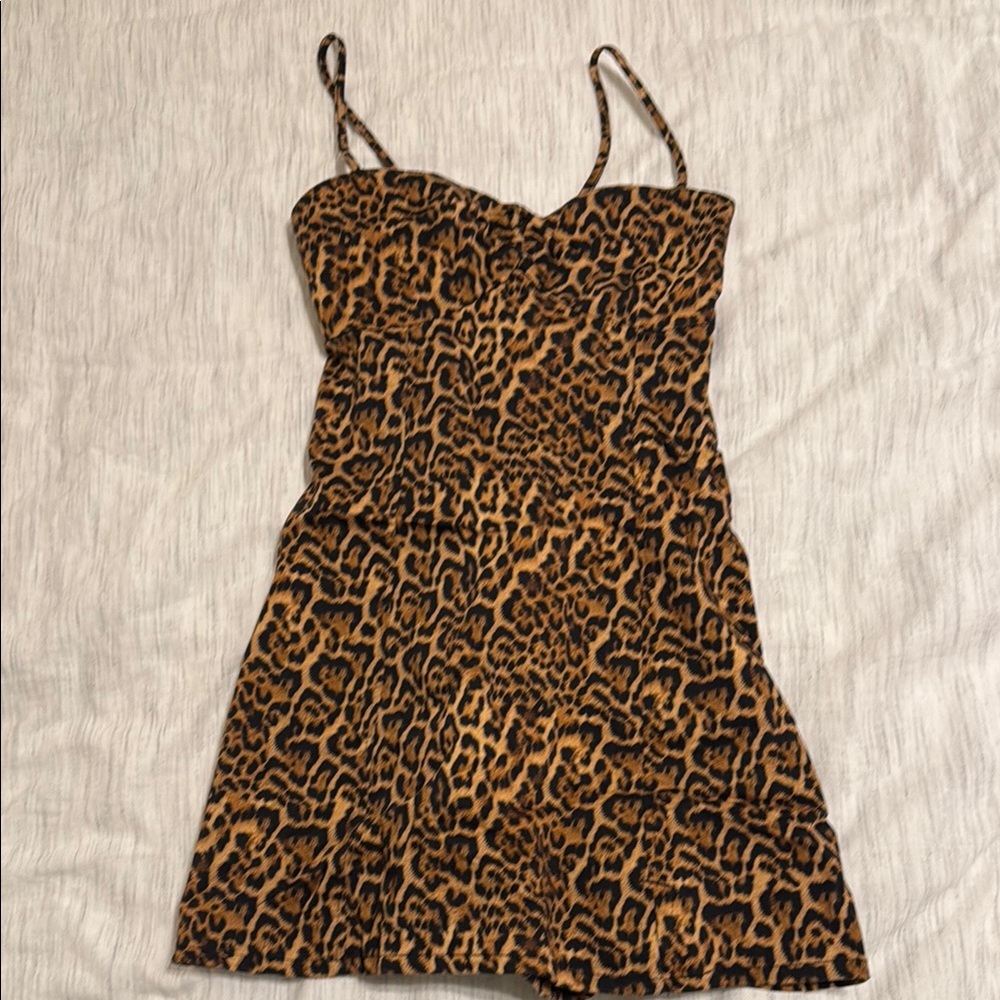 Zara Leopard Print Skirt size S